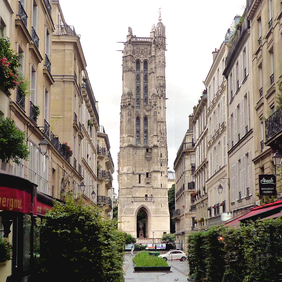 Tour Saint-Jacques.