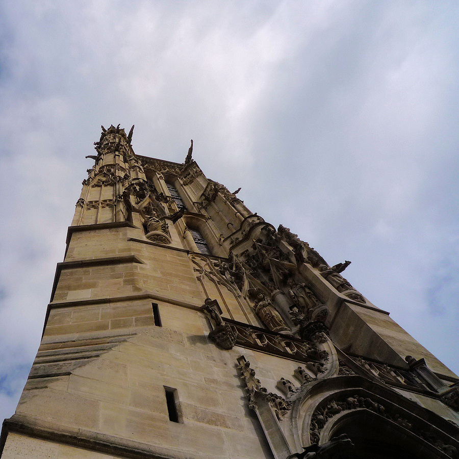 Tour Saint-Jacques.