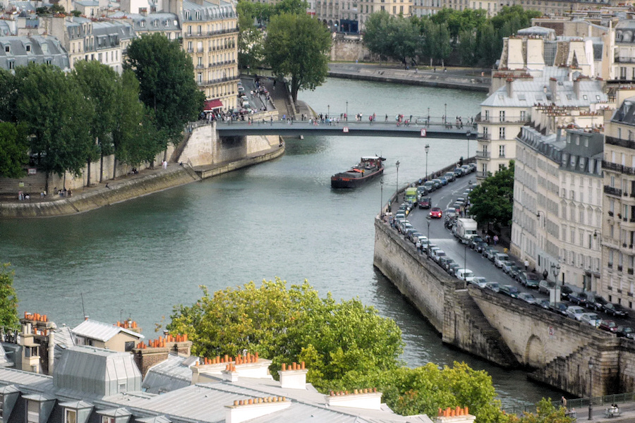 Tour Saint-Jacques.