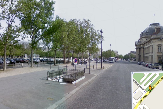 Neddgangen til spgelsesstationen Champ de Mars p metrolinie 8